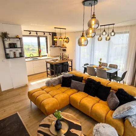 Moderní Dům S Bazénem Hébergement de vacances *